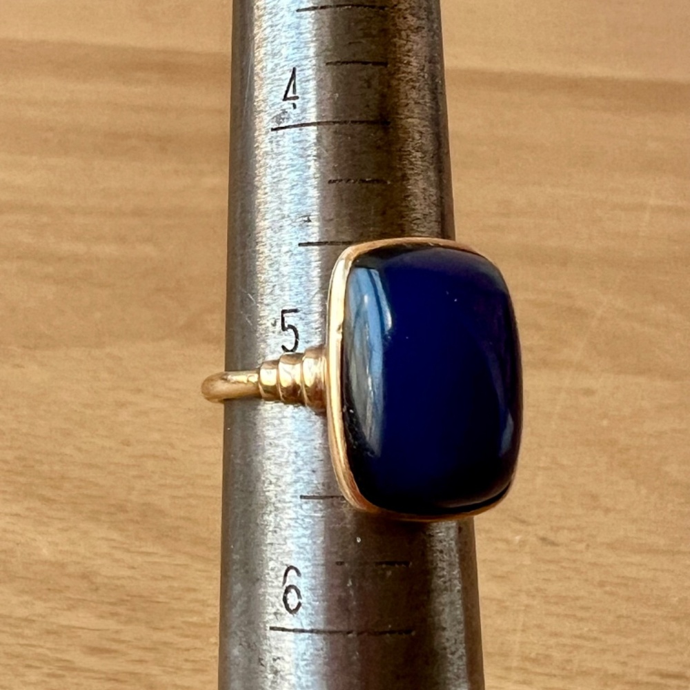 VINTAGE 14K YELLOW GOLD BLUE PURPLE CHALCEDONY CABOCHON RING EUROPEAN HALLMARK - Picture 11 of 16